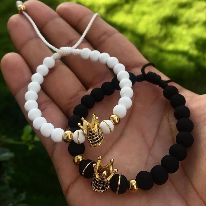 Set Pulseras Corona Rey y Reina – Blanca y Negra