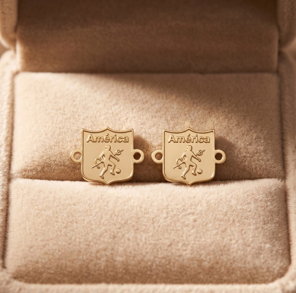 Herraje Conector Escudo América de Cali – Oro Laminado 18K